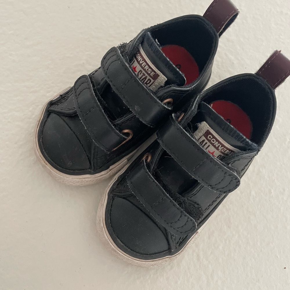 Converse all stars toddler size 4